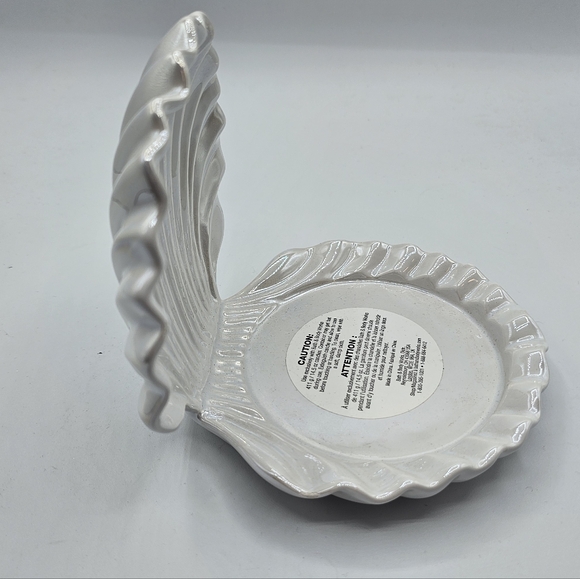 Bath & Body Works White Iridescent Clamshell Candle Holder - Picture 2 of 6